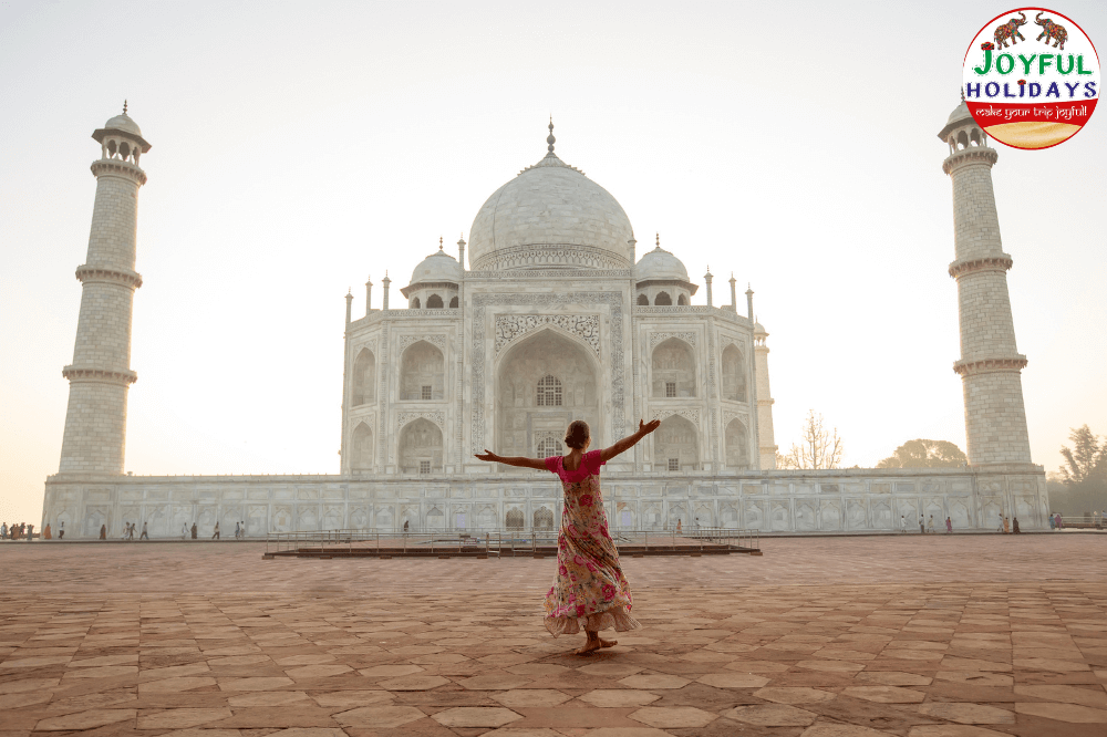 Overnight Agra Taj Mahal Tour with Female Companion